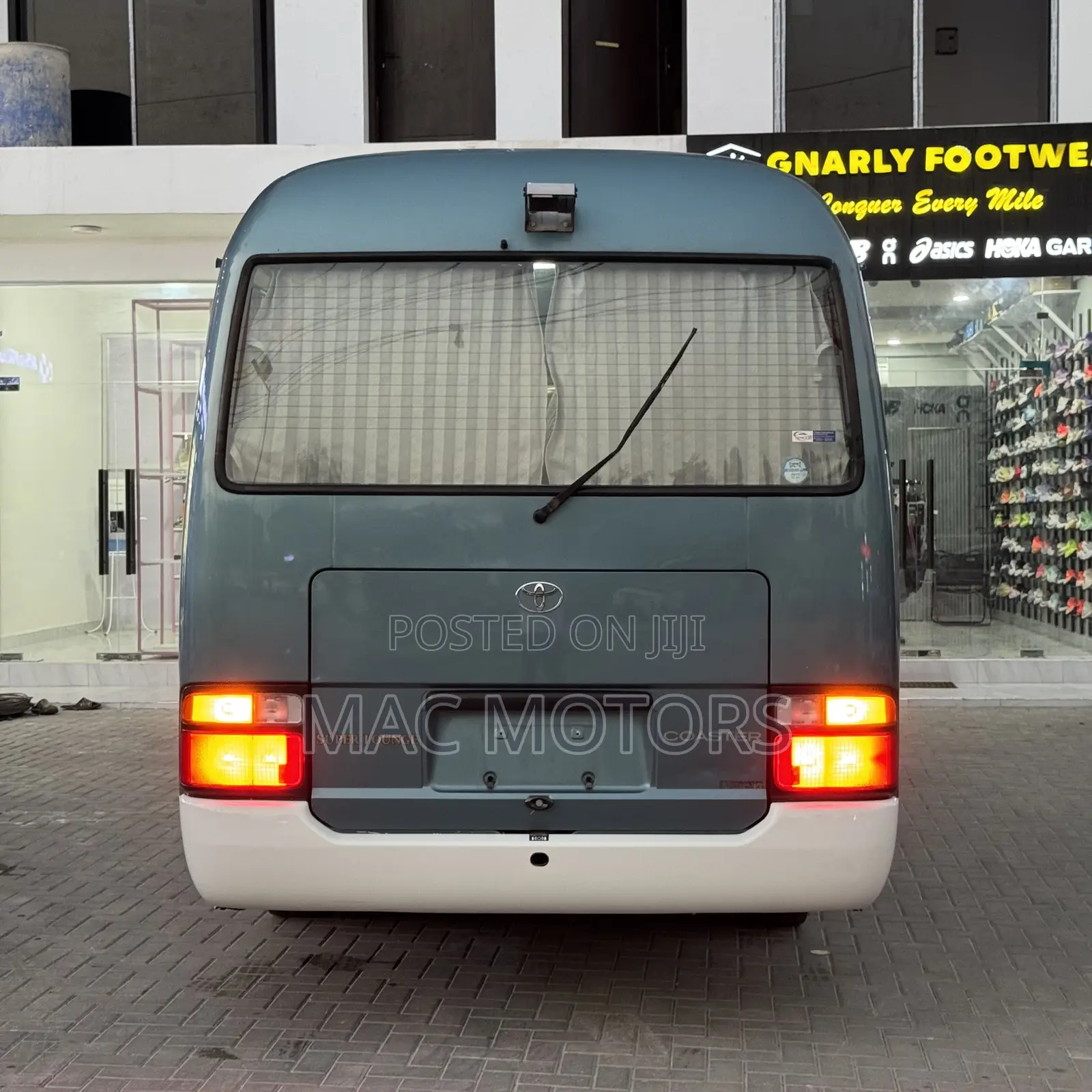 Toyota Coaster 1998 Green