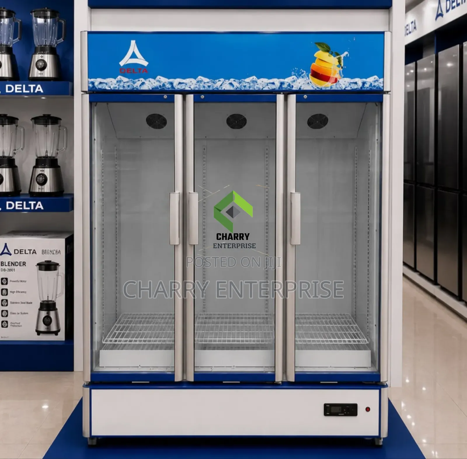 Commercial Display Delta Showcase Fridge 3 Doors Beverage Cooler 1050l