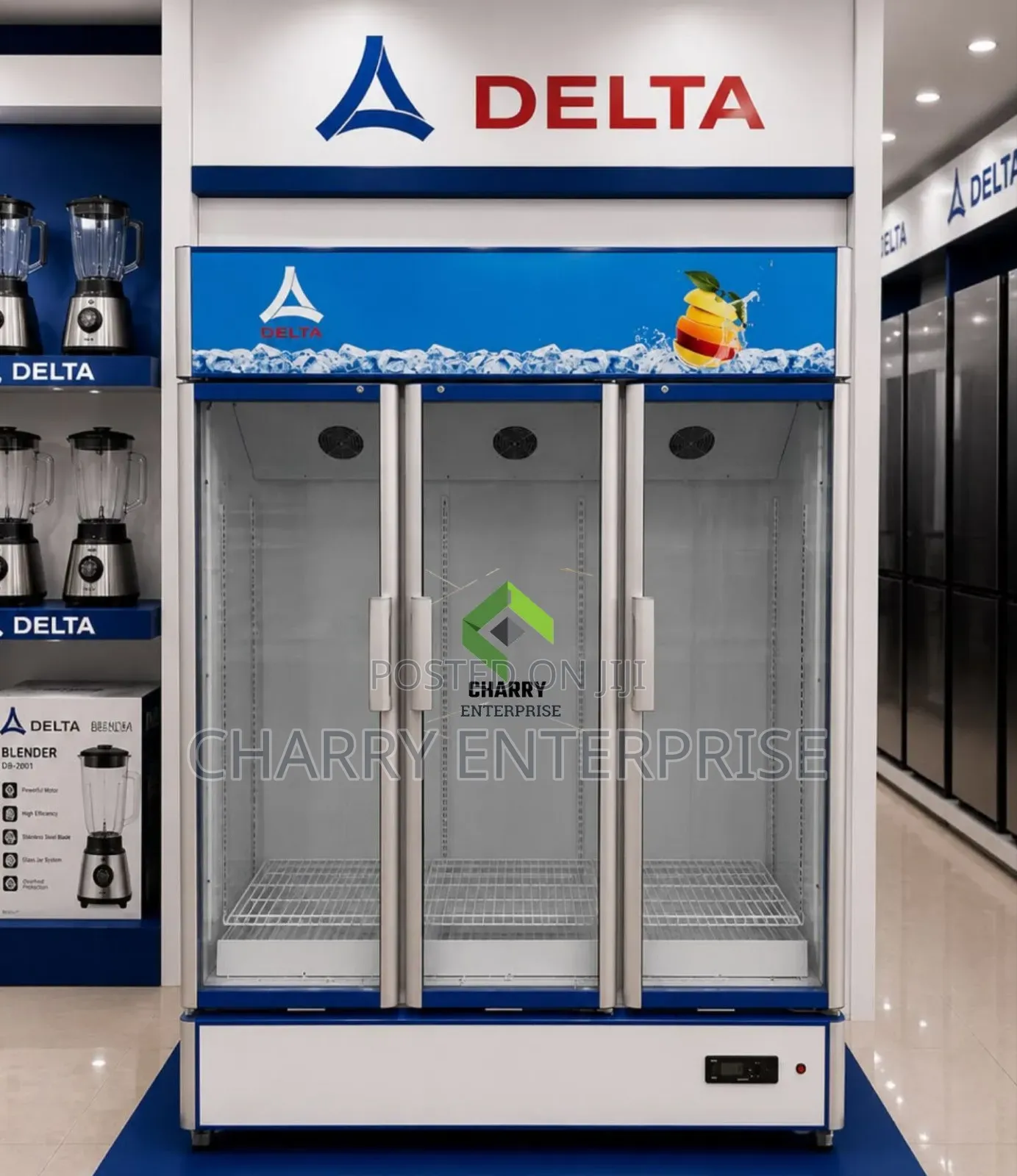 Commercial Display Delta Showcase Fridge 3 Doors Beverage Cooler 1050l