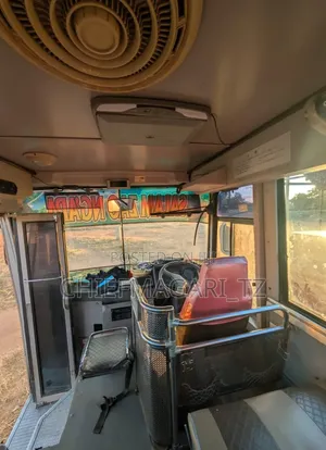 Mitsubishi Fuso Aero Bus 2012 Grey