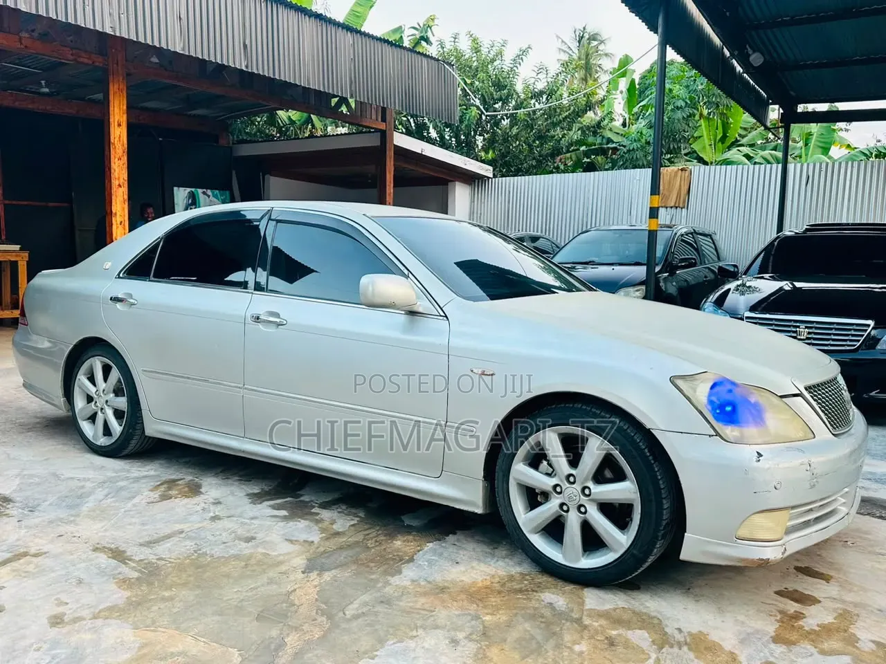 Toyota Crown 2004 Gray