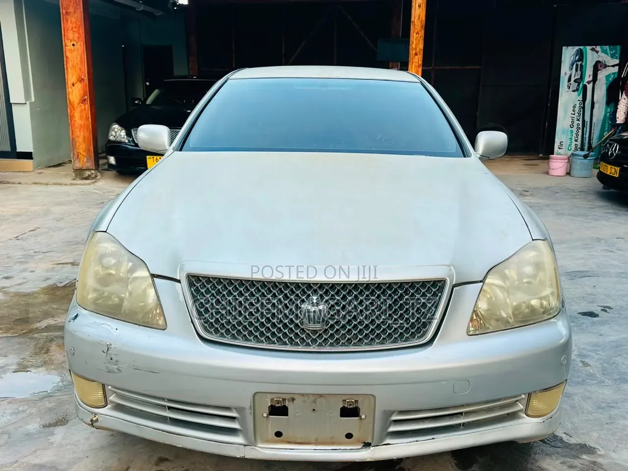 Toyota Crown 2004 Gray