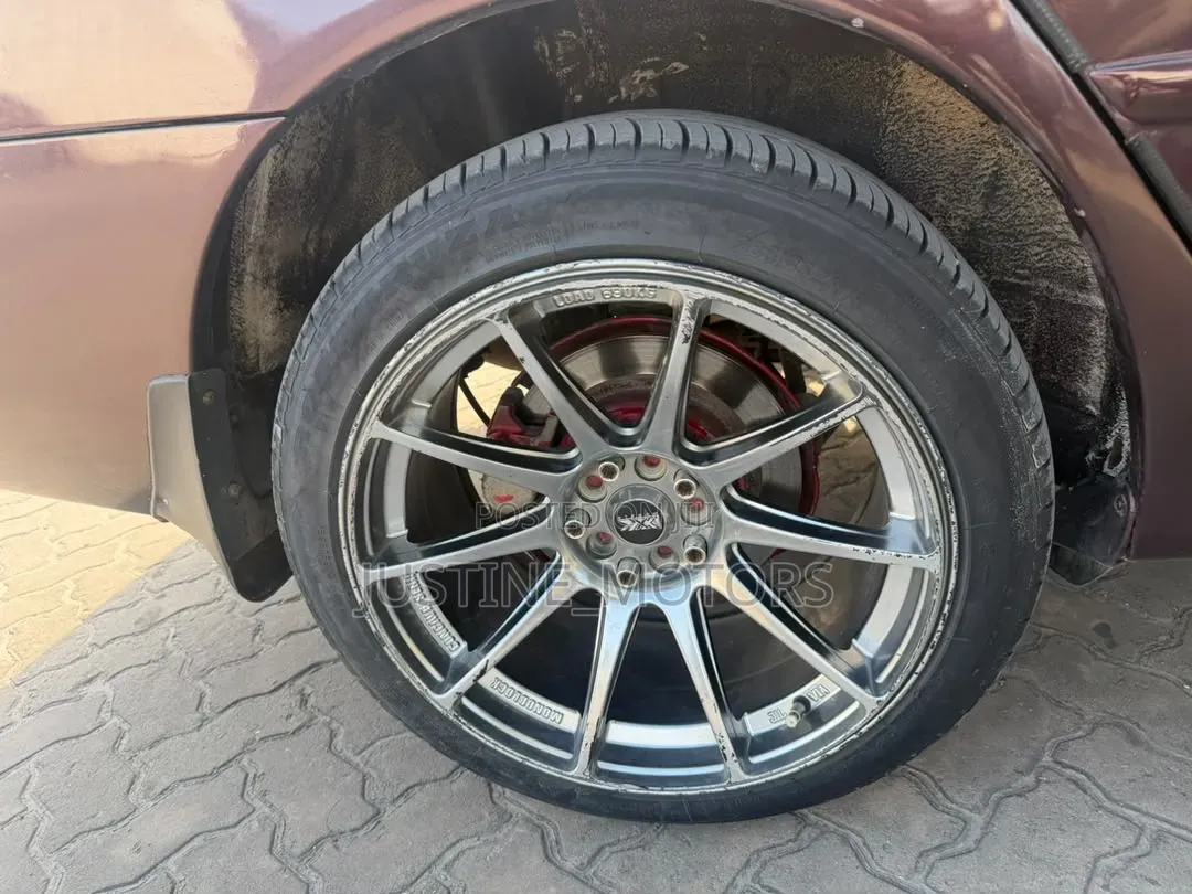 Toyota Mark II 2004 Burgundy