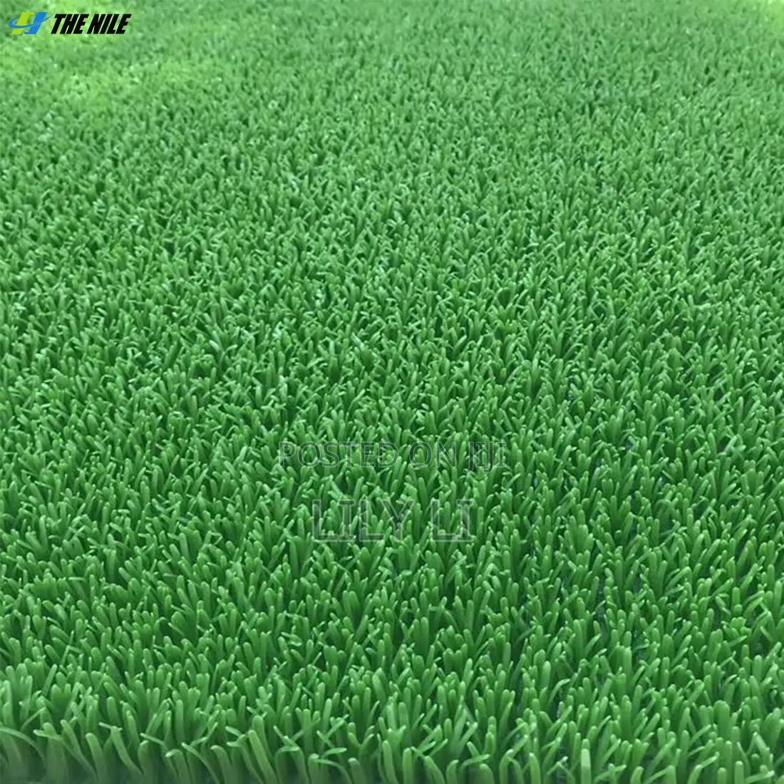 Gold Attracting Grass Panning Tool Blanket With Adhesive Surface Model