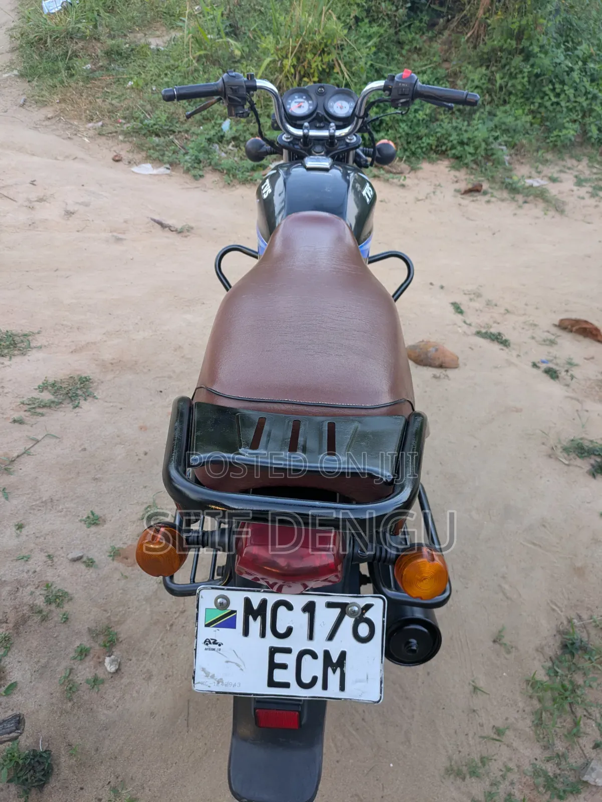 TVS HLX 125 2024 Black
