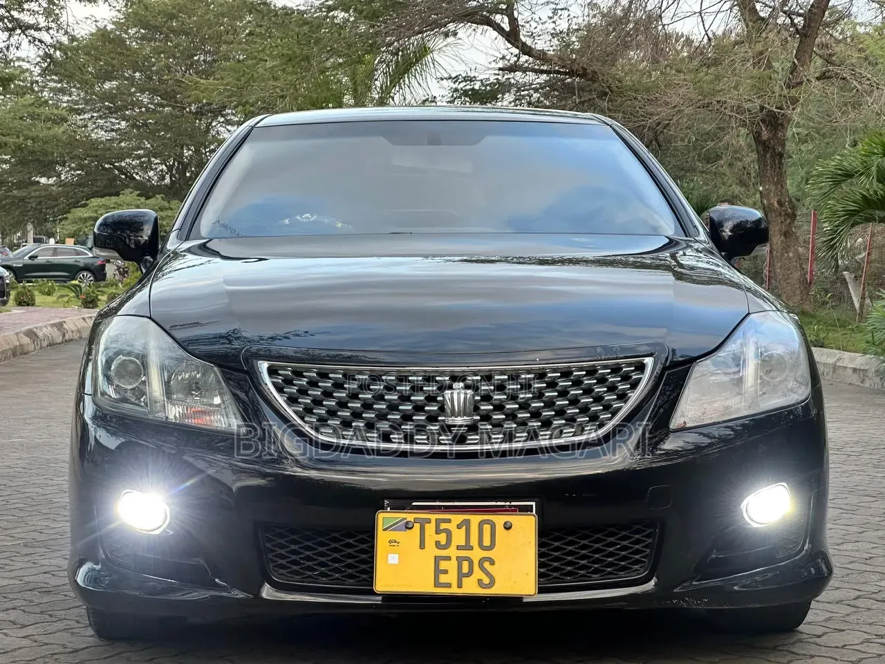 Toyota Crown 2010 Black