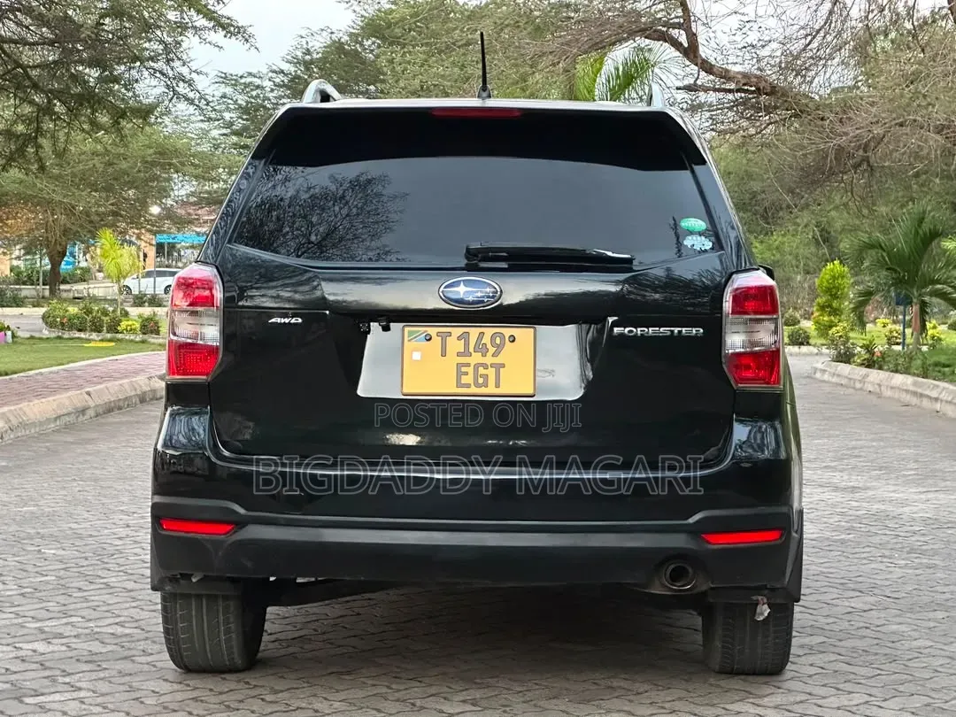 Subaru Forester 2014 Black