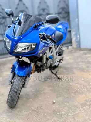 Suzuki 2022 Blue