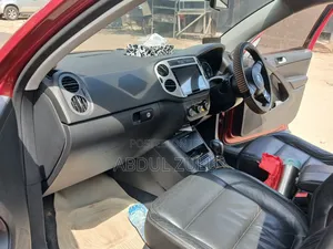 Volkswagen Tiguan 1.4 TSI 2008 Red