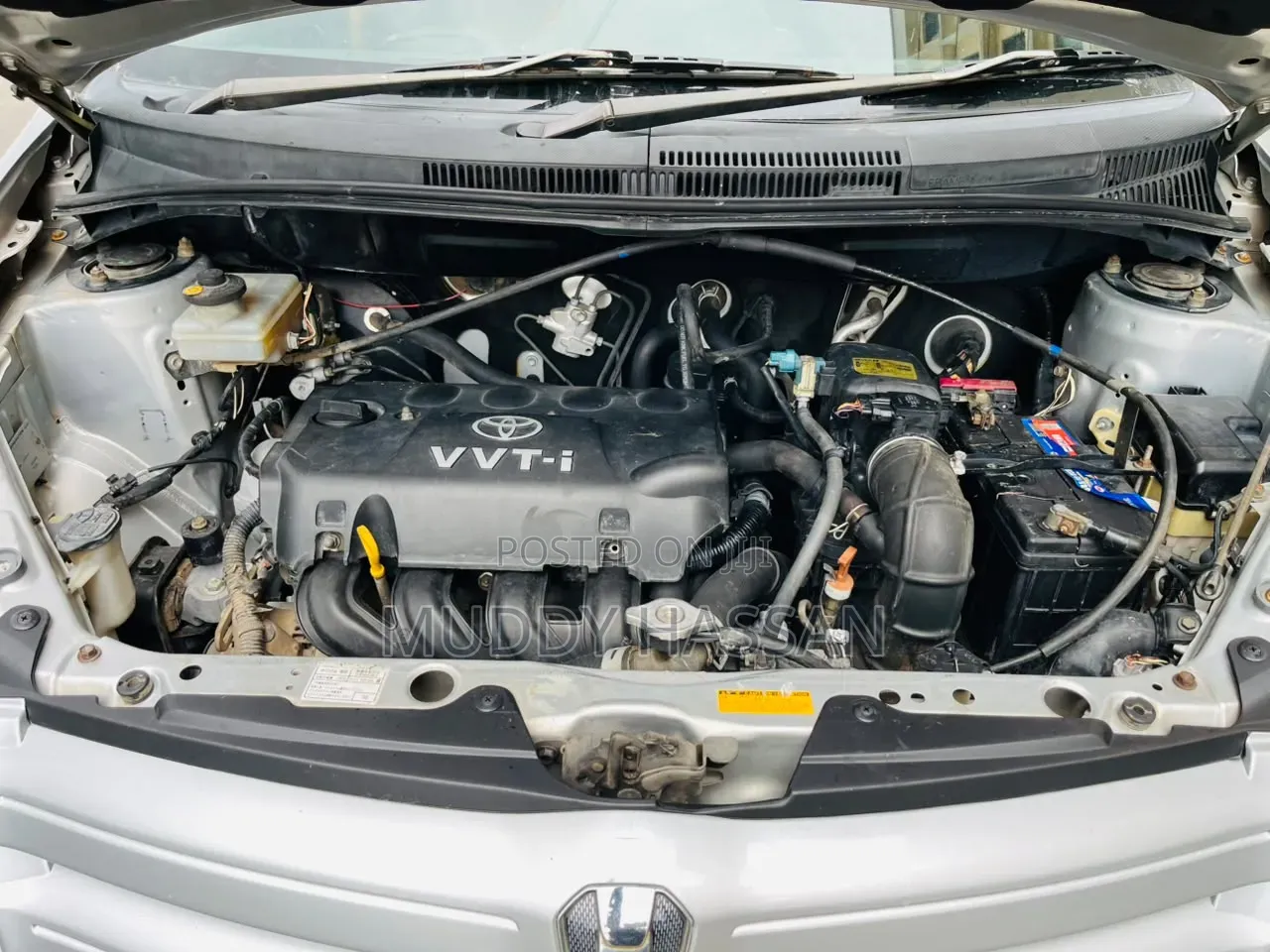 Toyota IST 2005 Silver