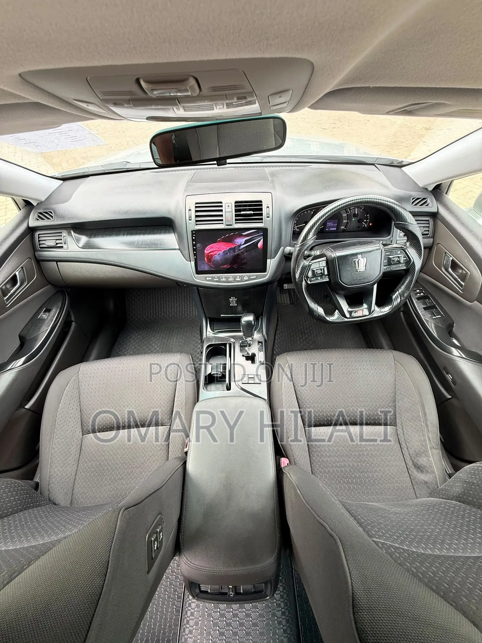 Toyota Crown 2012 Silver