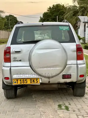 Toyota RAV4 2.0 2005 Silver