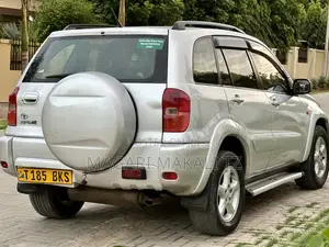 Toyota RAV4 2.0 2005 Silver