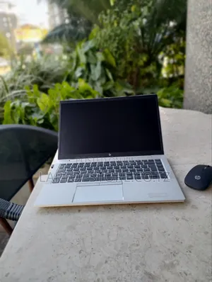 Laptop HP EliteBook 845 G8 16GB AMD Ryzen 5 SSD 256GB