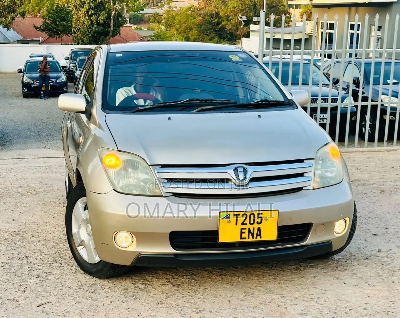 Toyota IST 2005 Silver