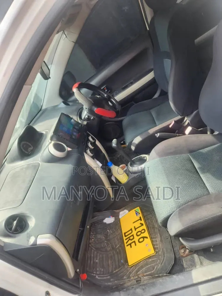Toyota IST 2004 White