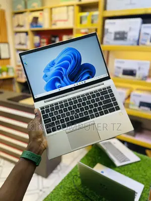 Laptop HP EliteBook 845 G7 8GB AMD Ryzen 5 SSD 256GB