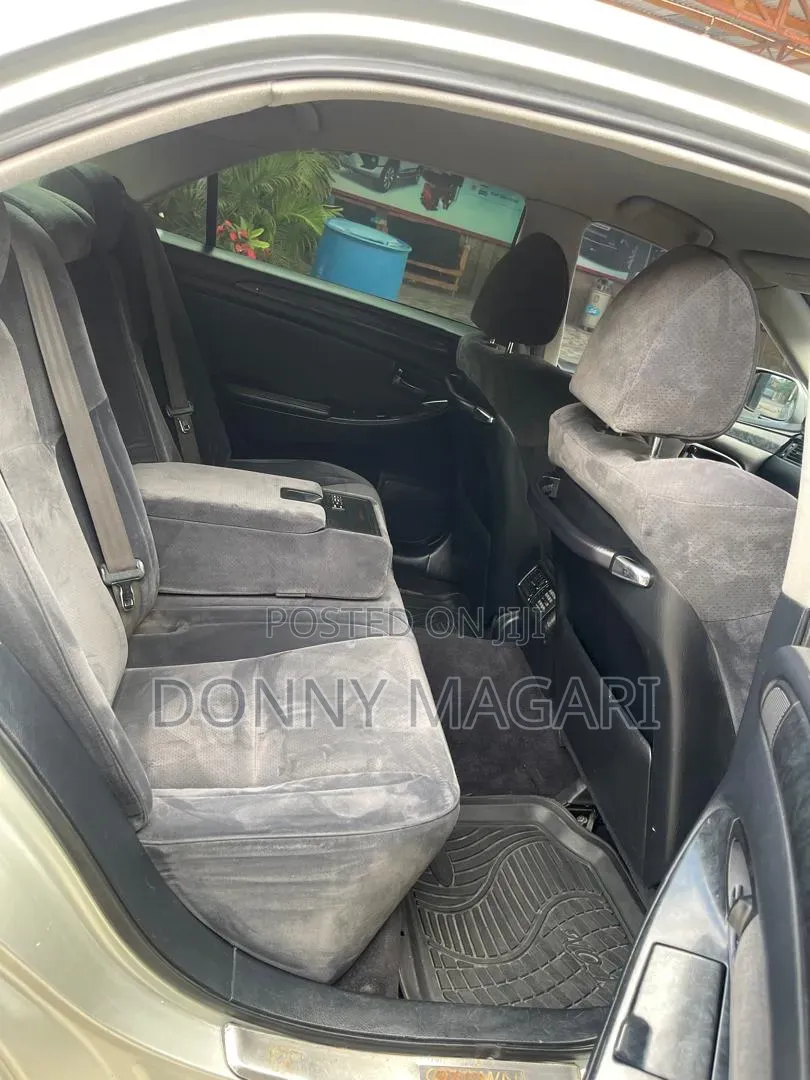 Toyota Crown 2007 Silver