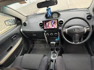 Toyota IST 2004 Gray