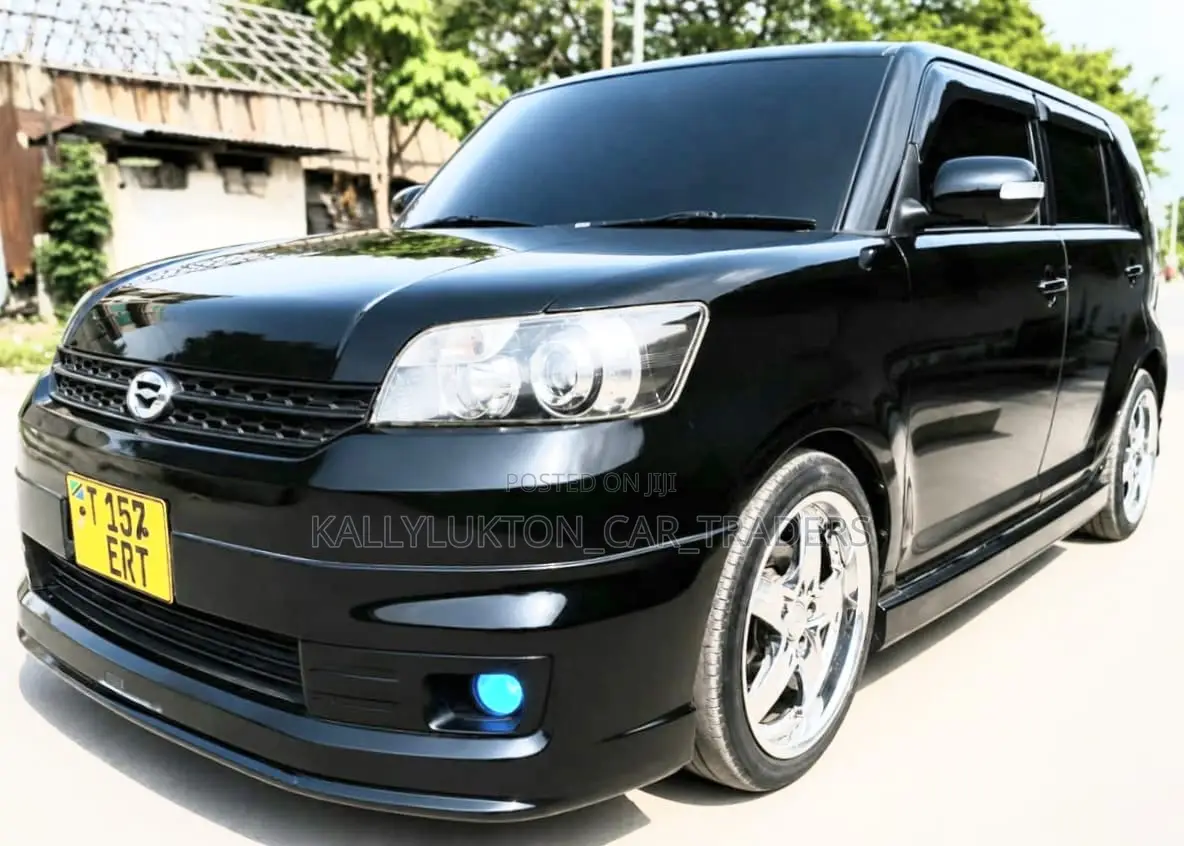 Toyota Corolla Rumion 2011 Black