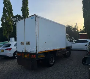 Mitsubishi Canter 2015 White