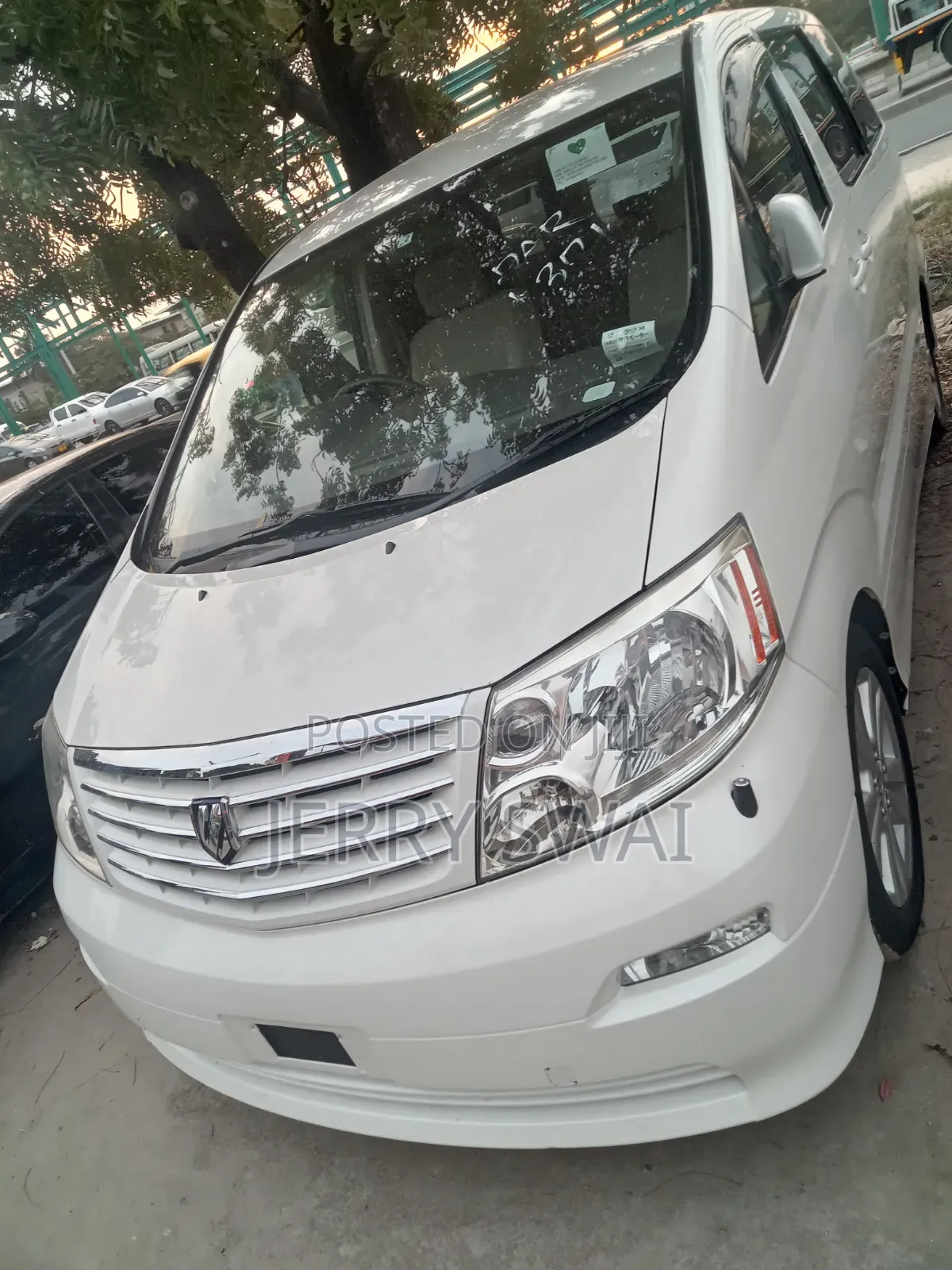 Toyota Alphard 2006 White