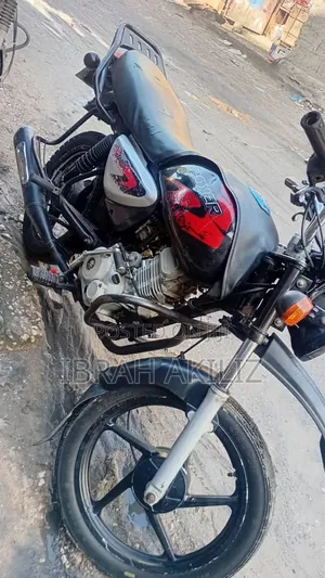 Bajaj Boxer 125 2022 Black