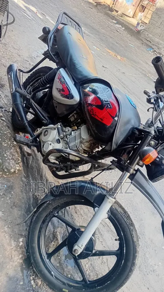 Bajaj Boxer 125 2022 Black