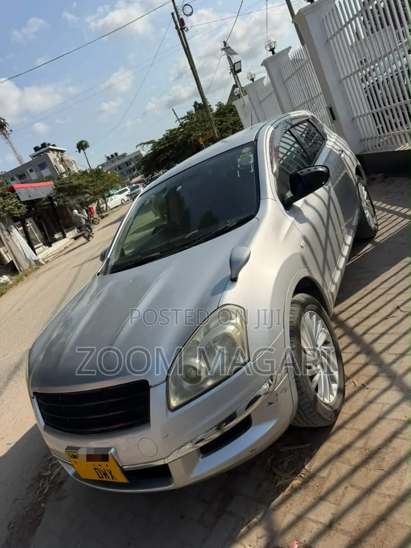 Nissan Dualis 2011 Silver