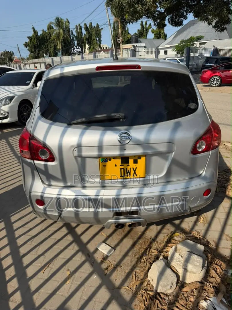 Nissan Dualis 2011 Silver