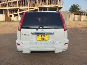 Nissan X-Trail 2003 White