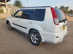 Nissan X-Trail 2003 White