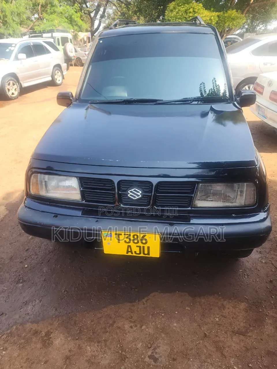 Suzuki Escudo 1997 Black