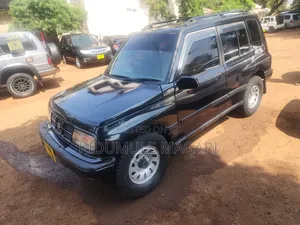 Suzuki Escudo 1997 Black