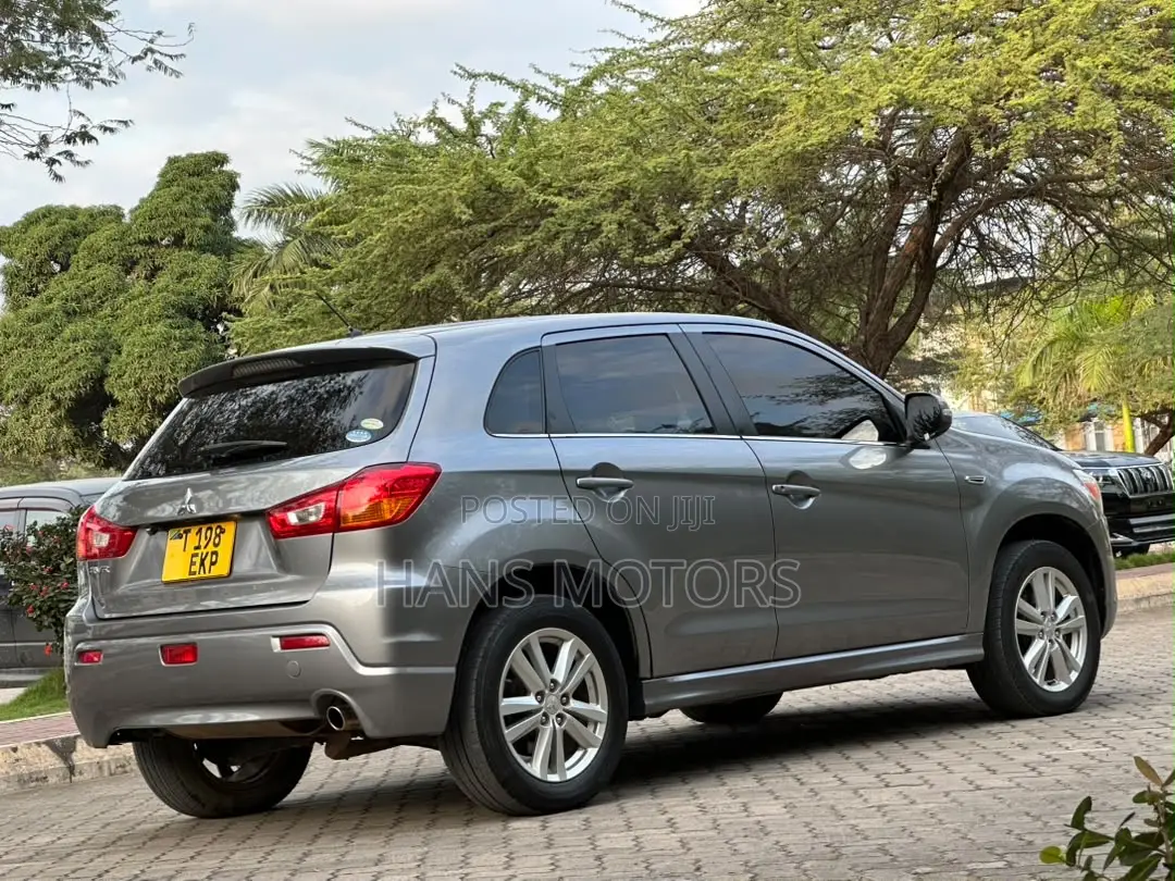 Mitsubishi RVR 2010 Gray