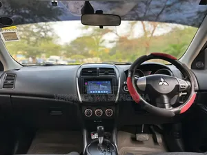 Mitsubishi RVR 2010