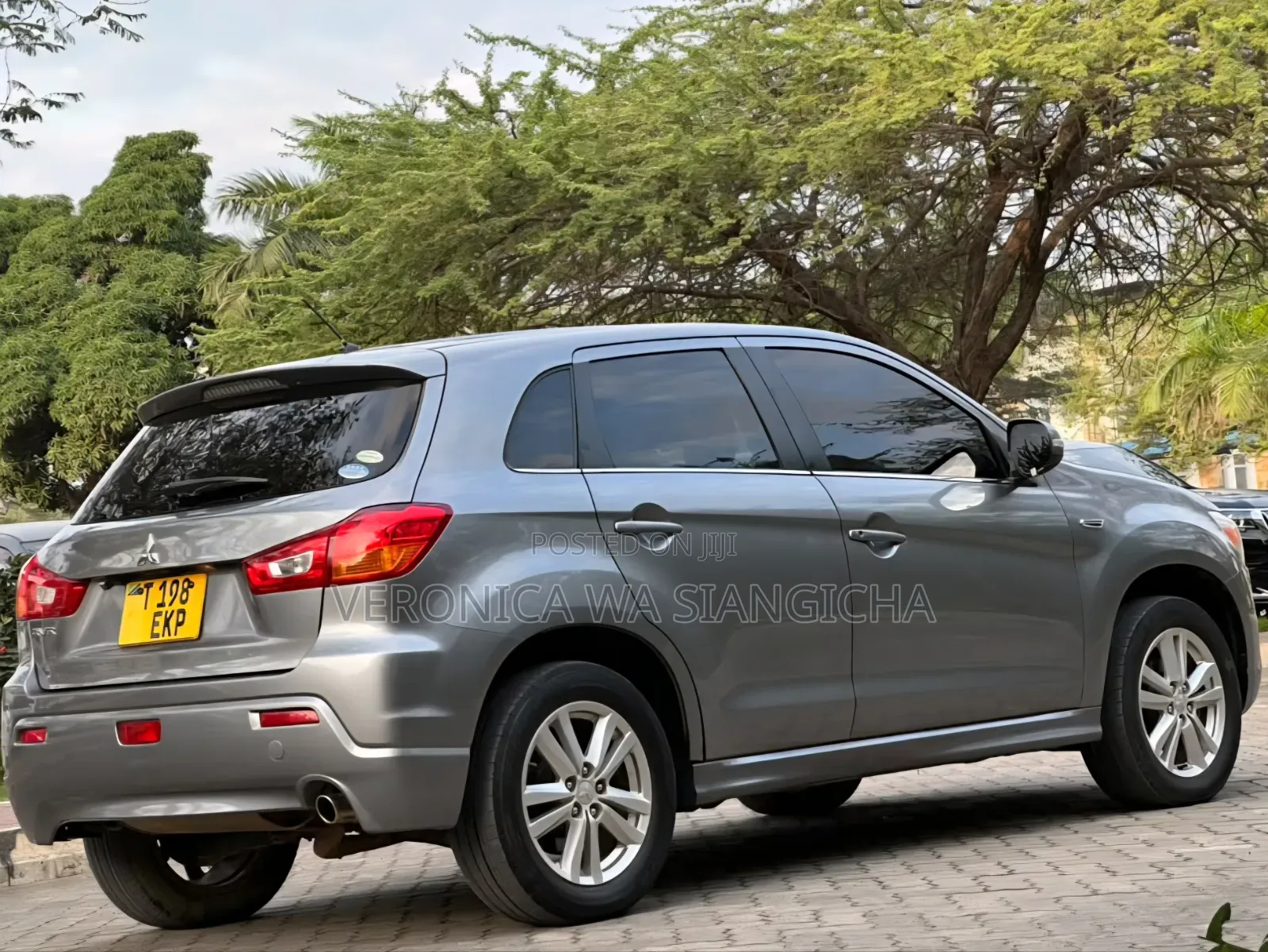 Mitsubishi RVR 2010