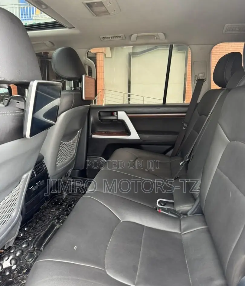 Toyota Land Cruiser 2011 Black
