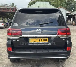 Toyota Land Cruiser 2011 Black