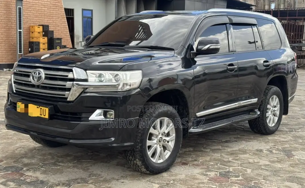 Toyota Land Cruiser 2011 Black