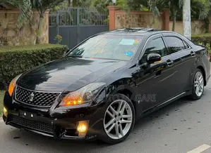 Toyota Crown 2012 Matt Black