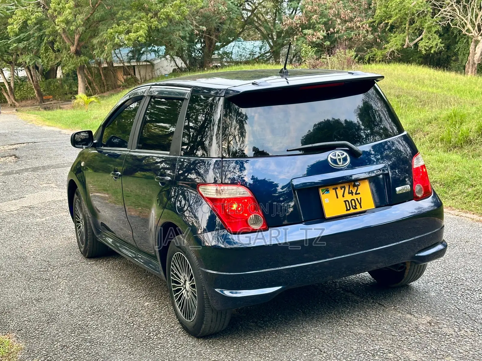 Toyota IST 2004 Blue
