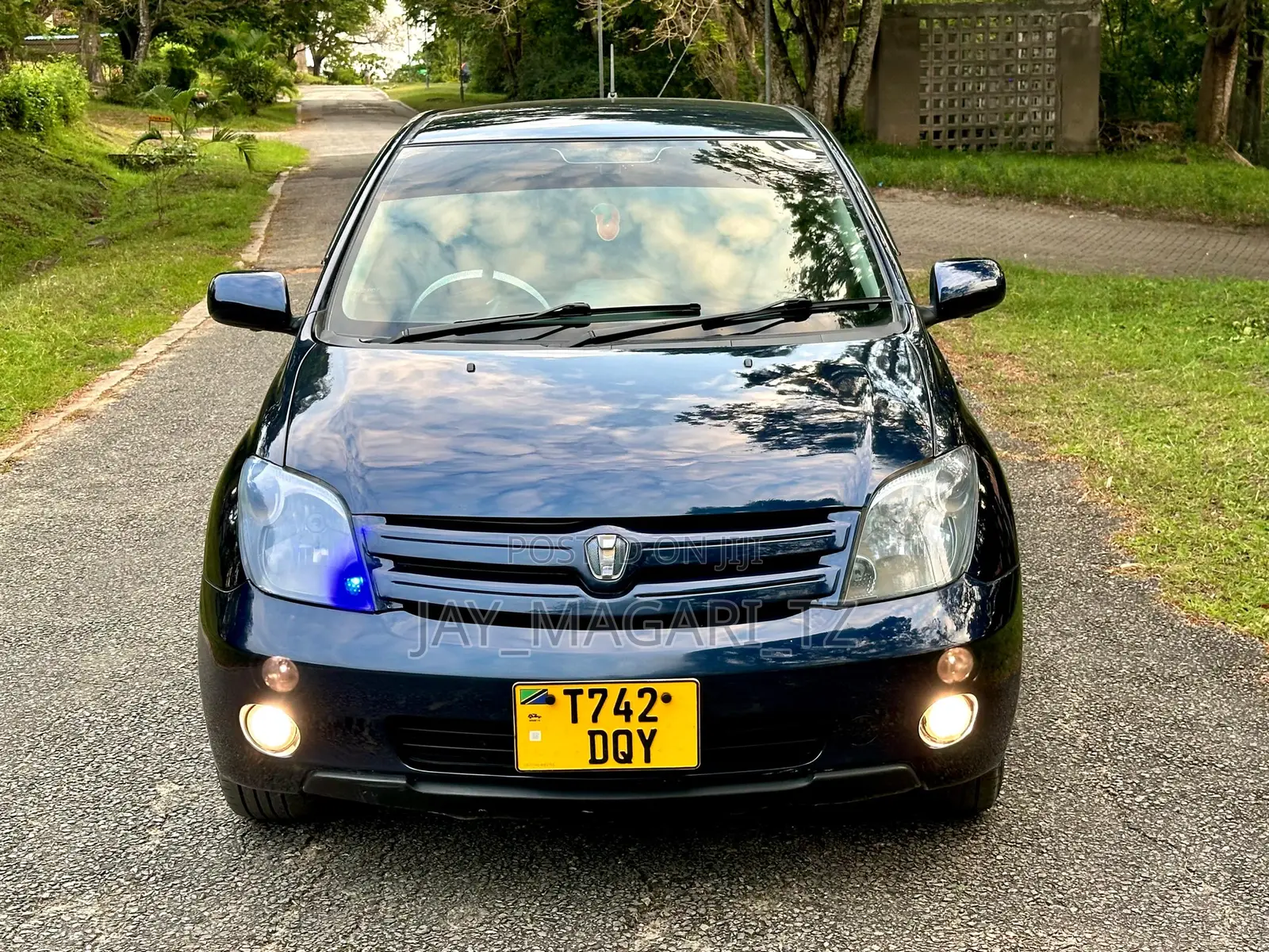 Toyota IST 2004 Blue