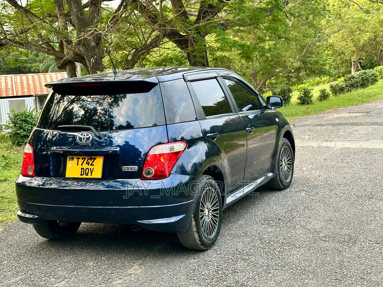 Toyota IST 2004 Blue