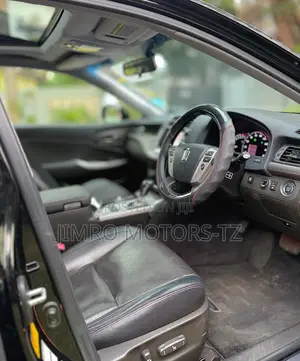 Toyota Crown 2012 Black
