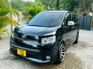 Toyota Voxy 2009 Black
