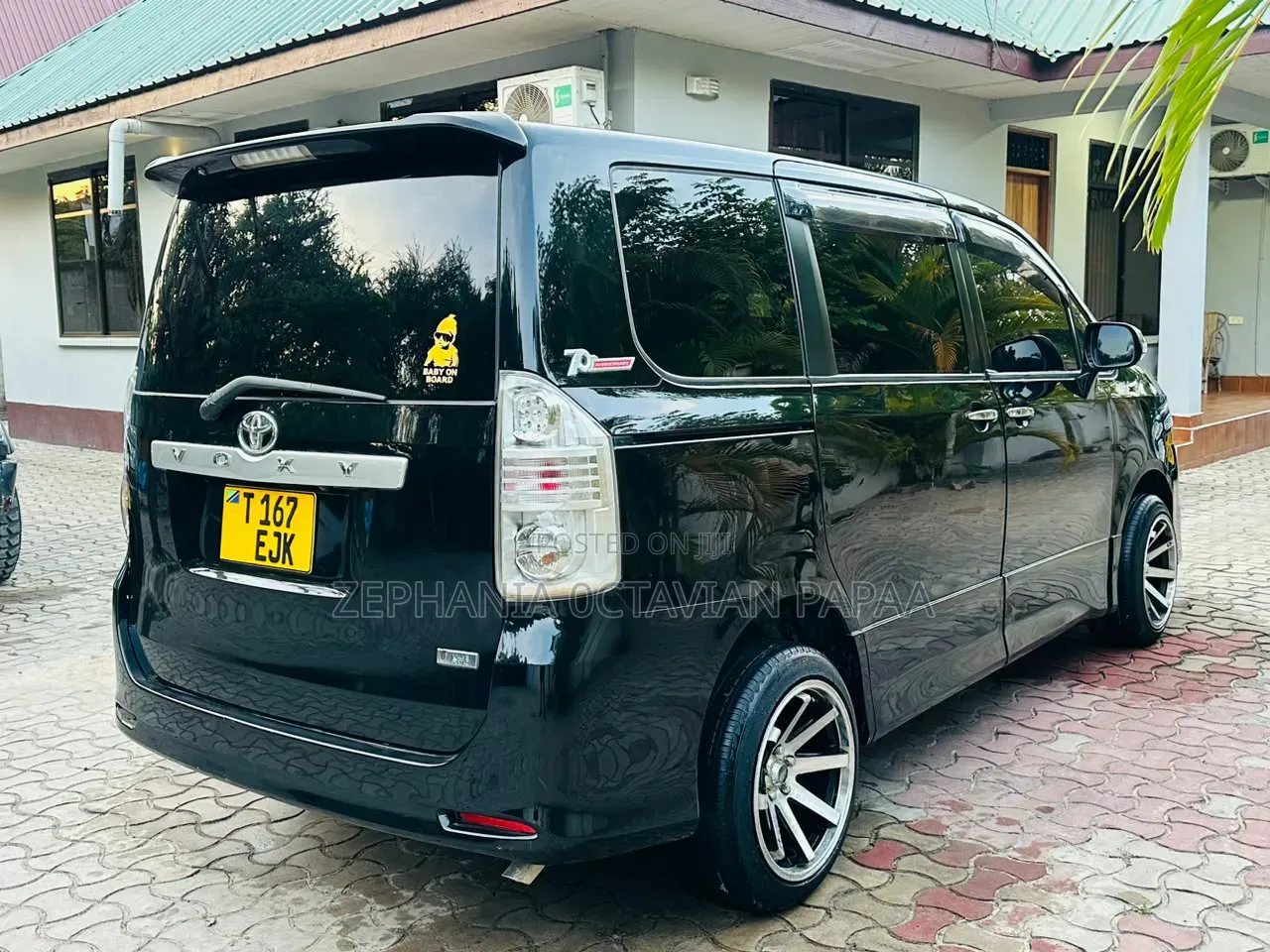 Toyota Voxy 2009 Black