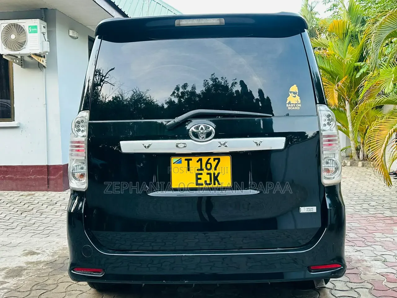 Toyota Voxy 2009 Black