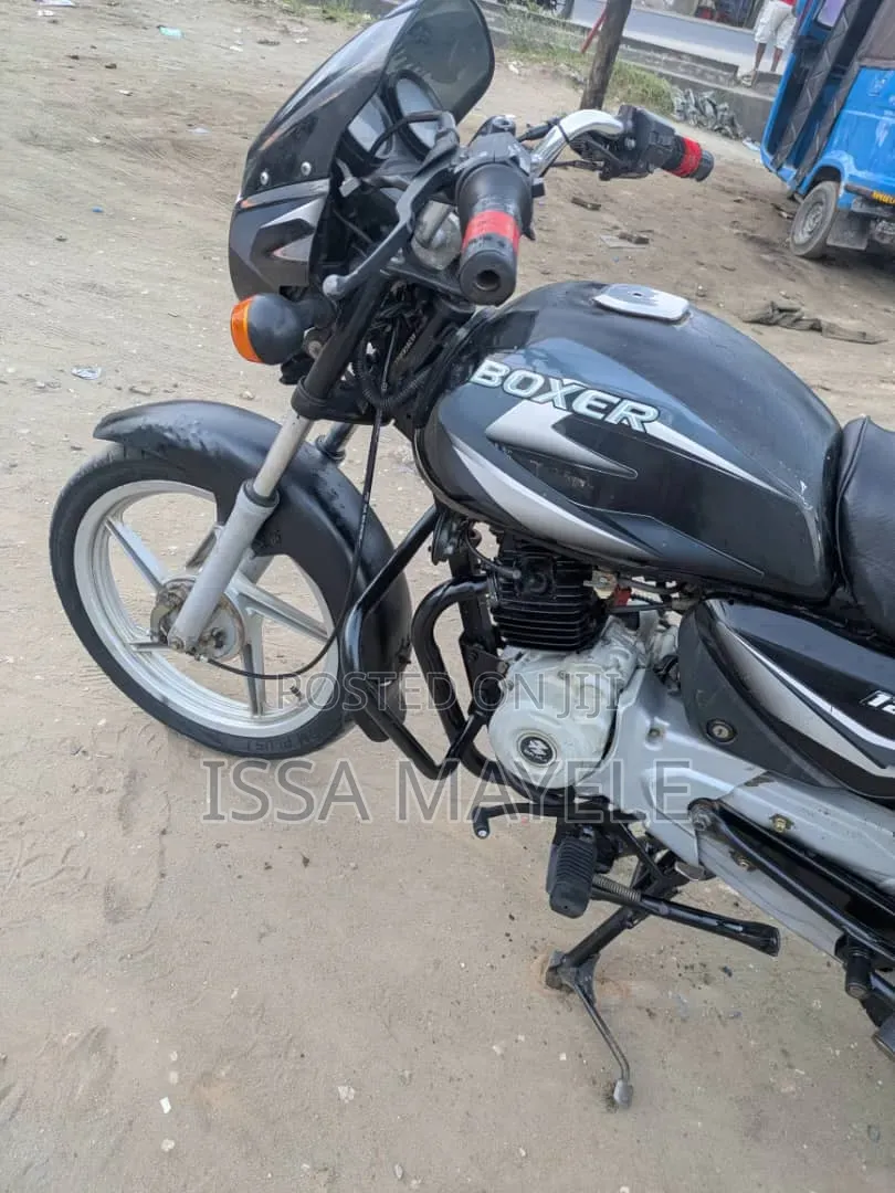 Bajaj Boxer 125 2025 Black