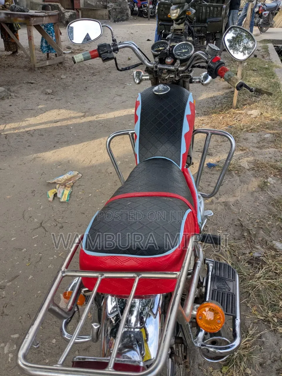 Bajaj RE 2025 Black